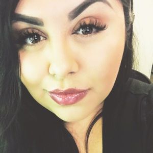 Meet your Posher, Maricela